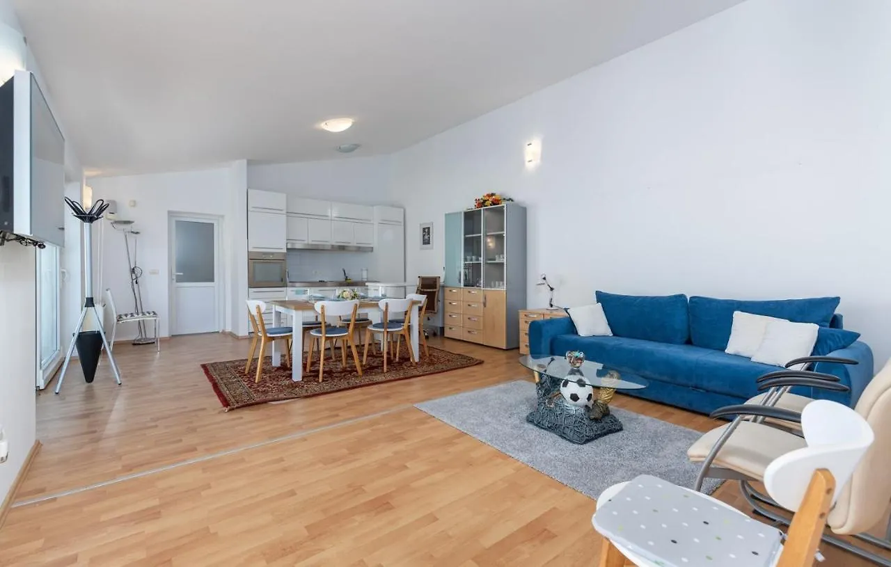 Casa Lungomare Villa Umag 0*,