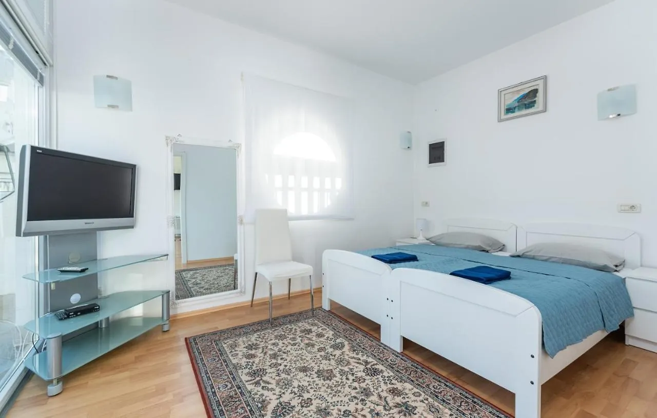 Casa Lungomare Villa Umag 0*,  Croatia