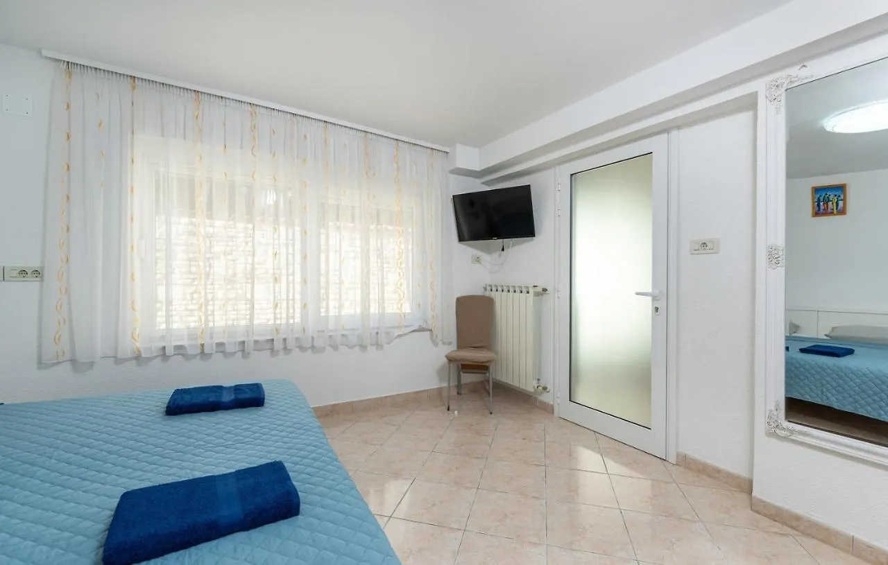 Casa Lungomare Villa Umag 0*,