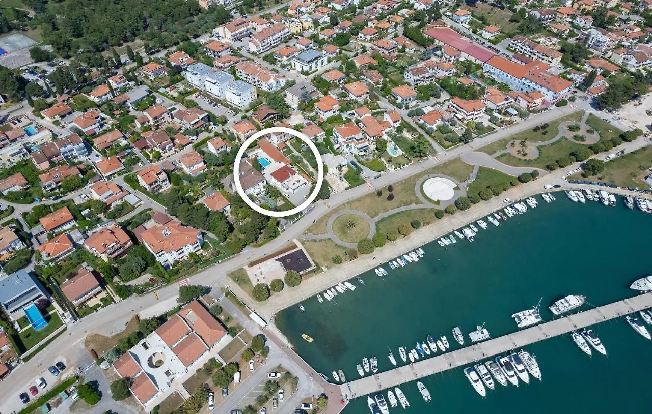 Casa Lungomare Villa Umag 0*,  Croatia